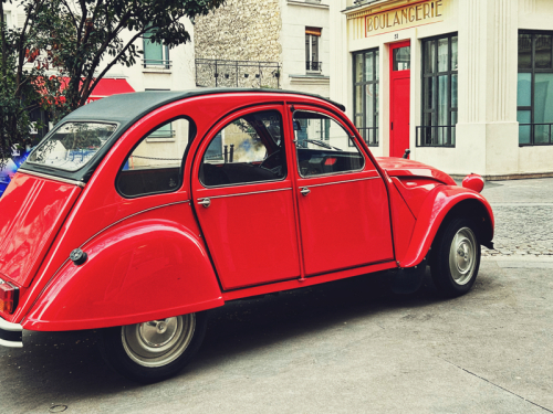 bright red Deudeuche (Citroën 2 CV)