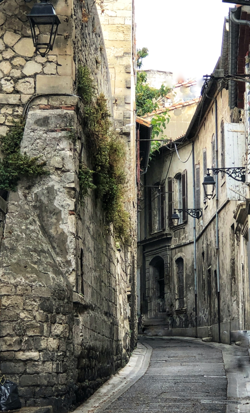 Arles, French la Vie Corey Amaro