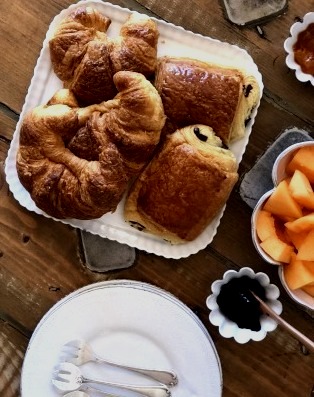 breakfast in France