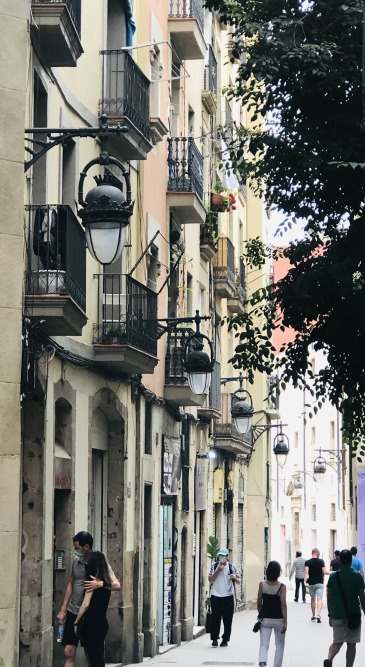 Barcelona i