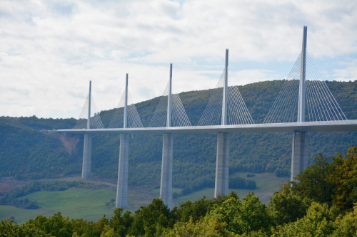 Frank and Barara Viaduc de Millau