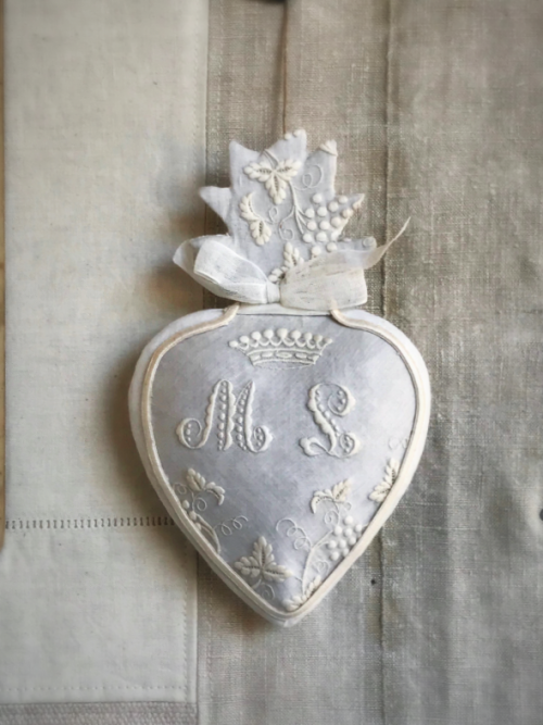 Sacred heart ex voto Wedding decor Sacred heart ex voto Wedding decor