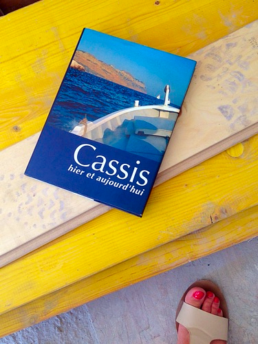 image from https://s3.amazonaws.com/feather-client-files-aviary-prod-us-east-1/2016-08-07/b7c99e4331634ab6880cc945317e14b8.png image from https://s3.amazonaws.com/feather-client-files-aviary-prod-us-east-1/2016-08-07/b7c99e4331634ab6880cc945317e14b8.png